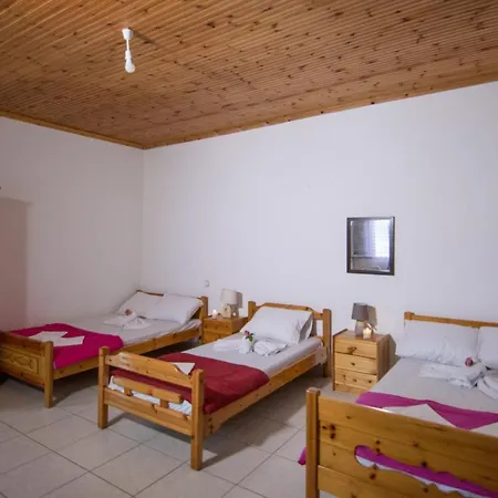 아파트호텔 Myloi Loggou 3*