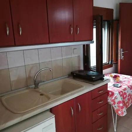 아파트호텔 Myloi Loggou 3*