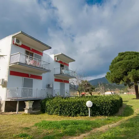 Aparthotel Myloi Loggou Sykia Chalkidikis