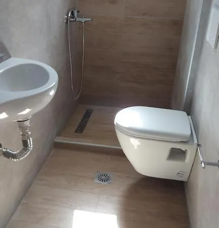 شقة فندقية Myloi Loggou 3*