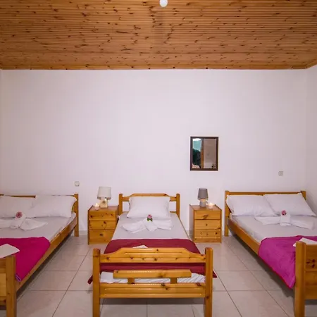 شقة فندقية Myloi Loggou 3*